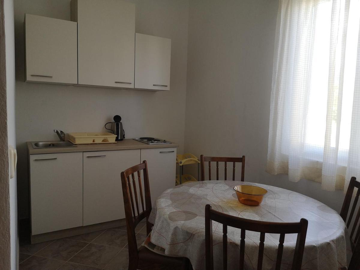 Apartman Nea Nin Eksteriør billede